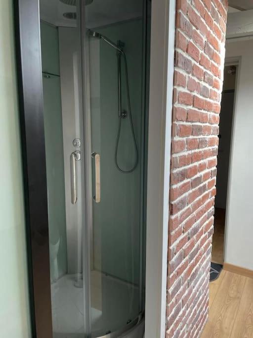 Edouard 2. Logement Complet. Charleville-Mézières المظهر الخارجي الصورة