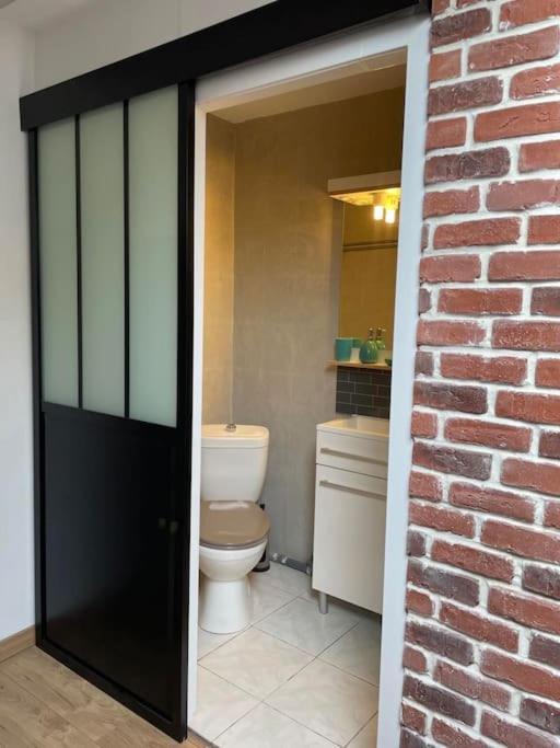 Edouard 2. Logement Complet. Charleville-Mézières المظهر الخارجي الصورة
